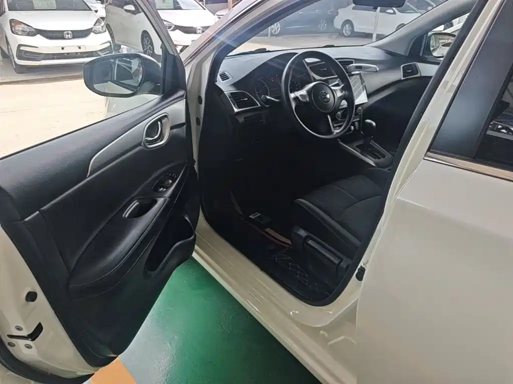 Nissan Sylphy 2023 — фото 16