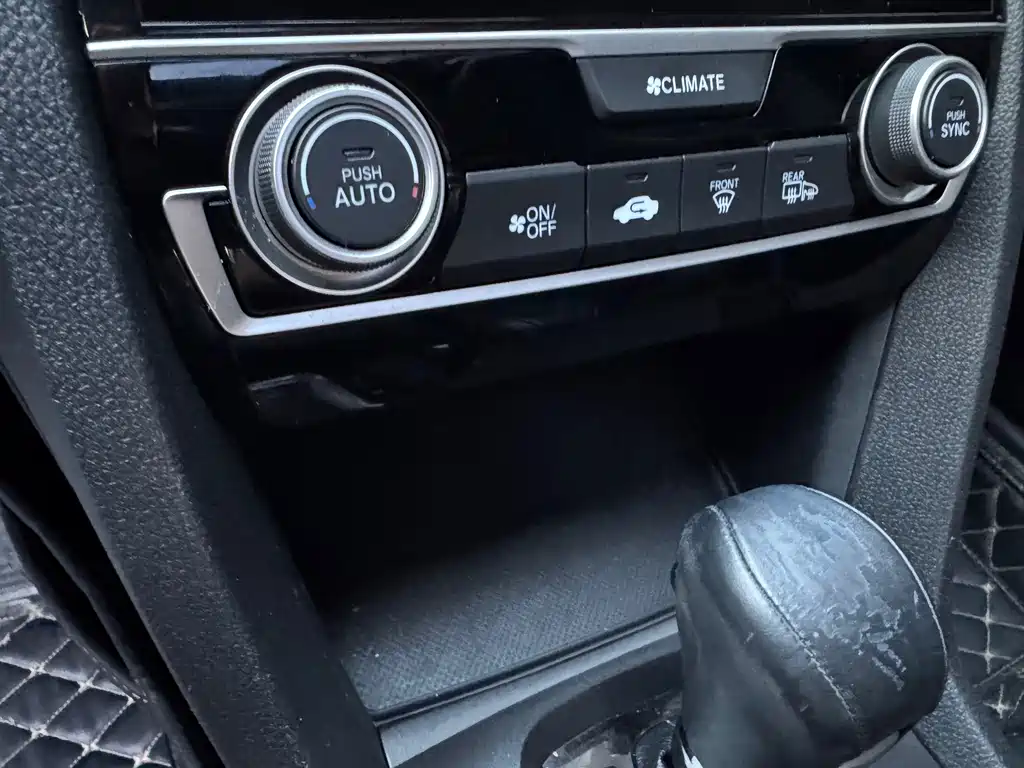 Honda Civic 2017 — фото 17