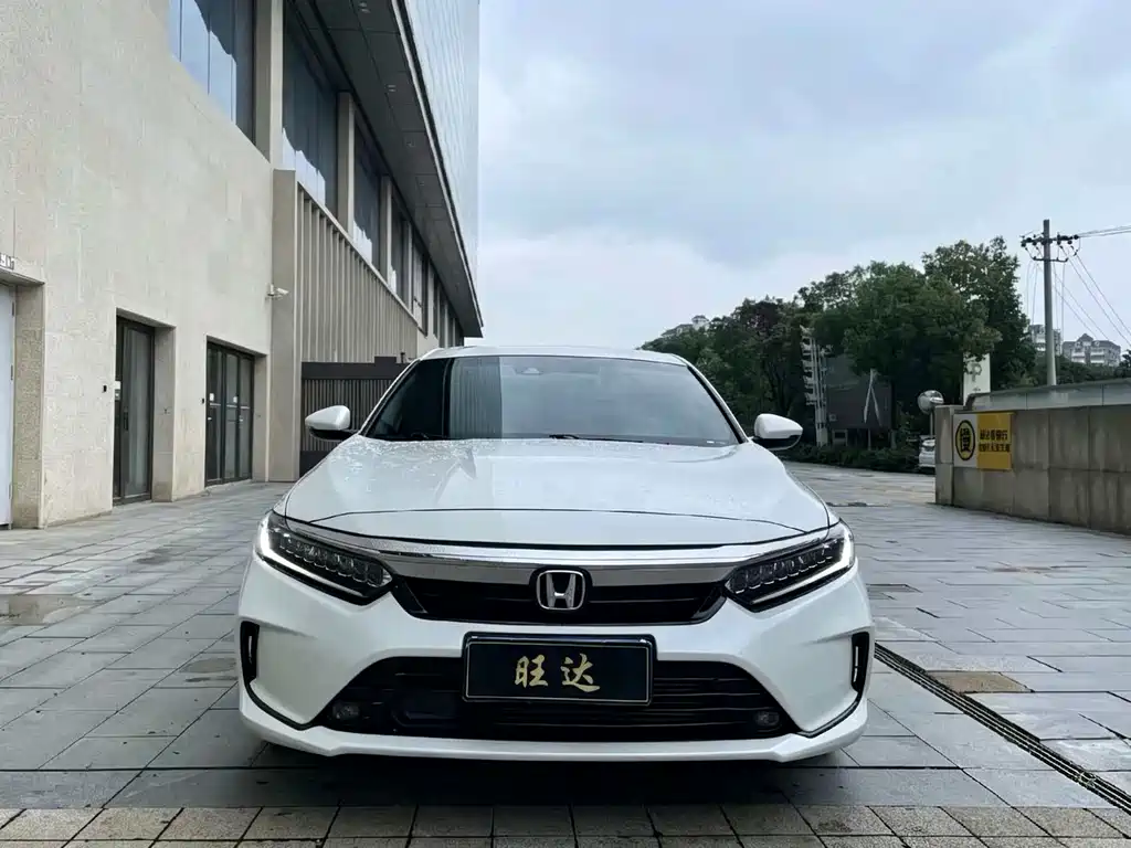 Honda Inspire 2023 — фото 3