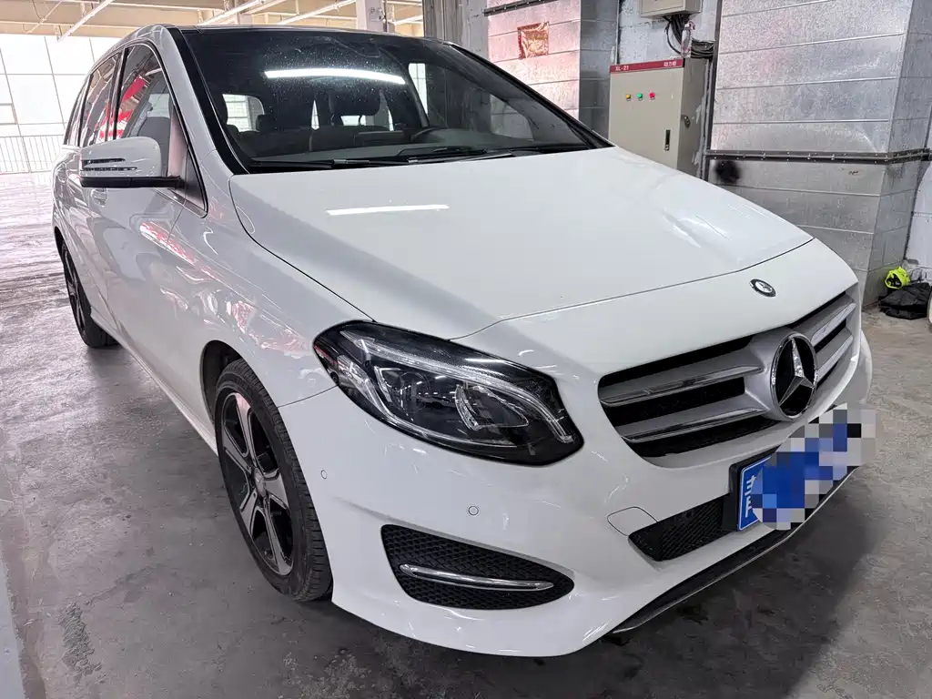 Mercedes-Benz B-Class 2017 — фото 3
