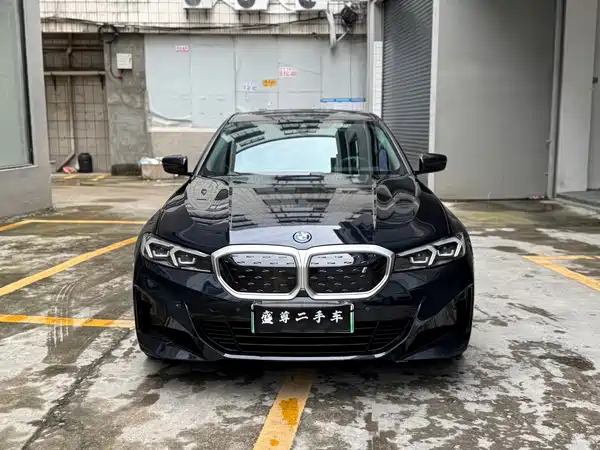 BMW i3 2023
