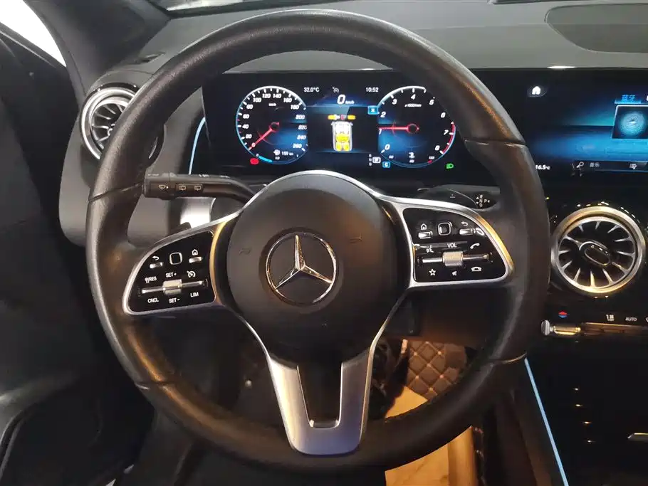 Mercedes-Benz GLB 2022 — фото 15