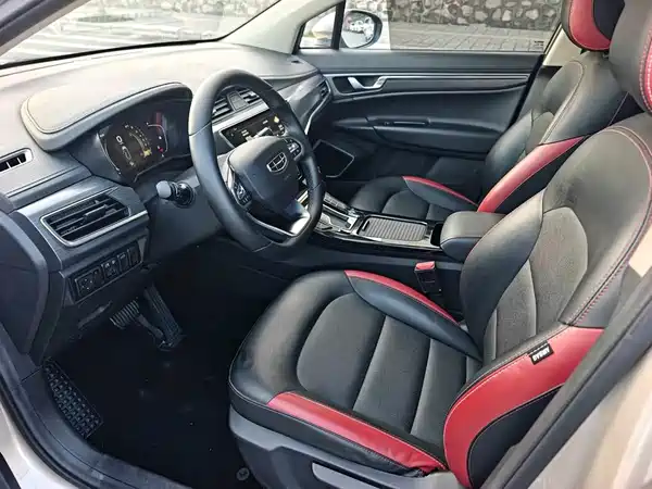 Geely Emgrand GS 2021