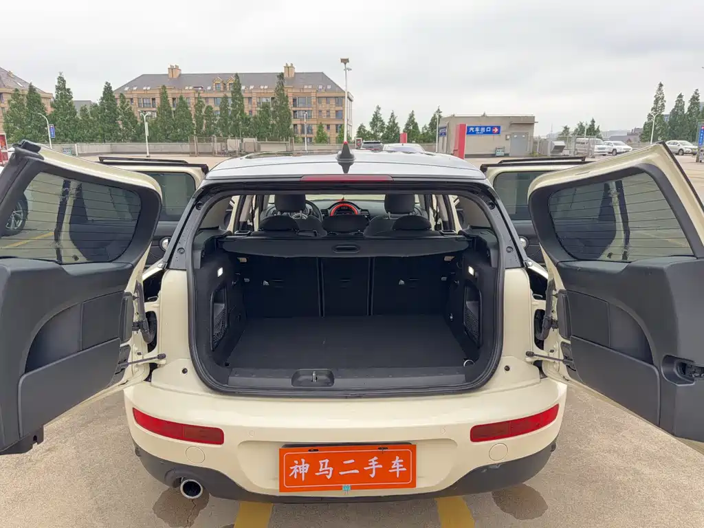 MINI Clubman 2016 — фото 15