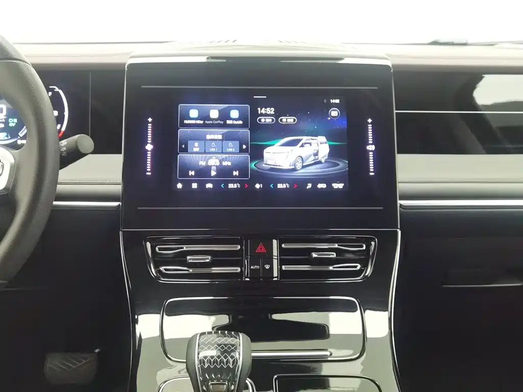 GAC Motor Trumpchi E9 2025 — фото 12