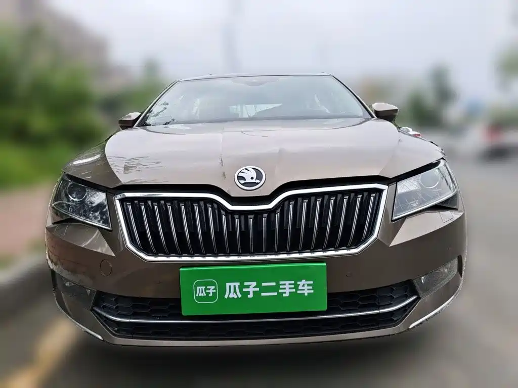 Skoda Superb 2016 — фото 3