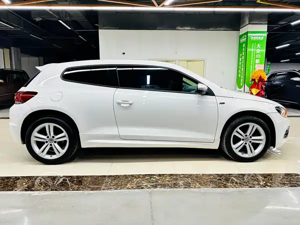 Volkswagen Scirocco 2011