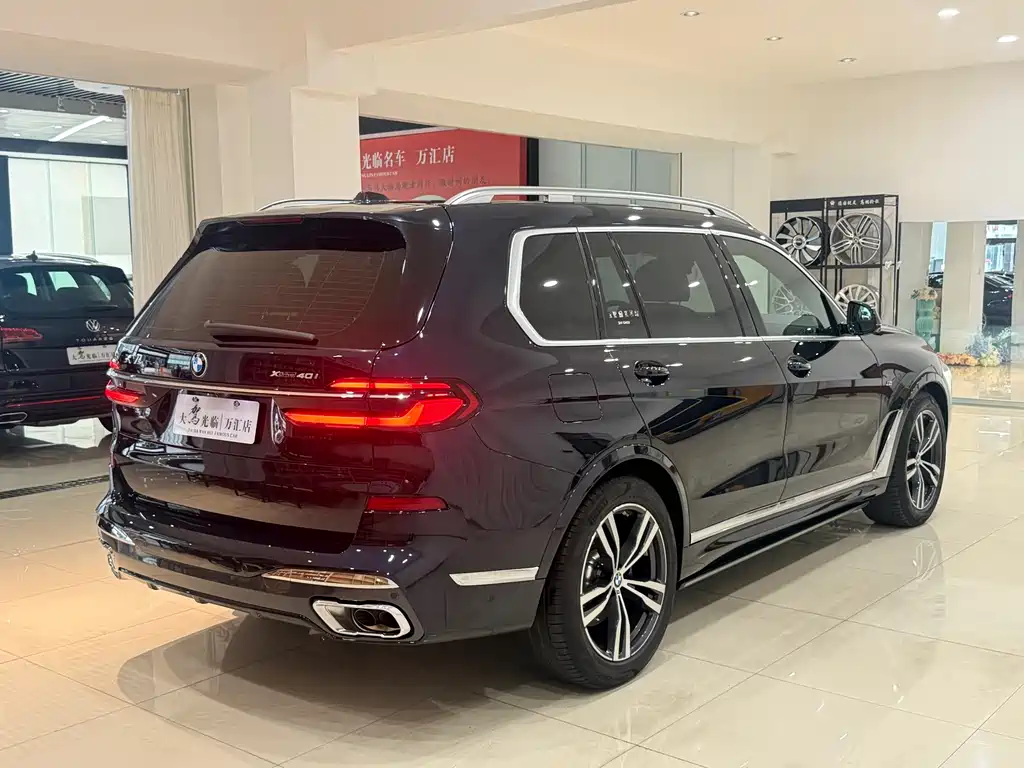 BMW X7 2022 — фото 8
