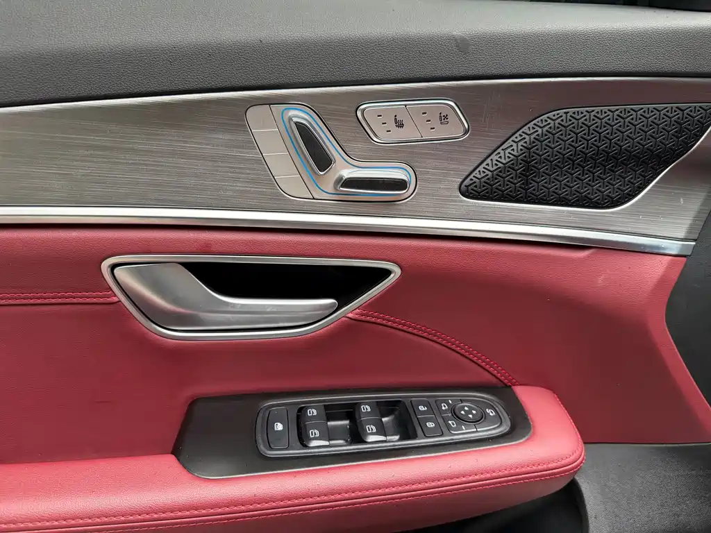 Jetour X70 PLUS 2025 — фото 11