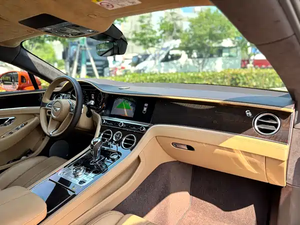 Bentley Continental 2018