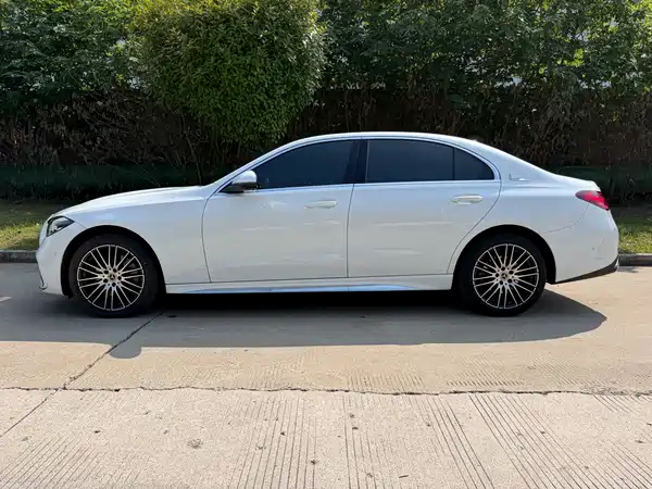 Mercedes-Benz C-Class 2023