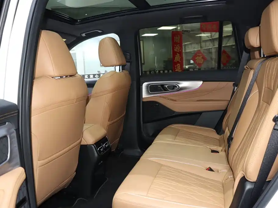 GAC Motor Trumpchi GS8 2025 — фото 11