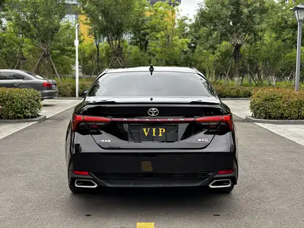 Toyota Avalon 2021