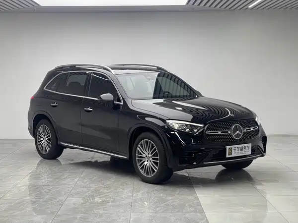 Mercedes-Benz GLC 2025