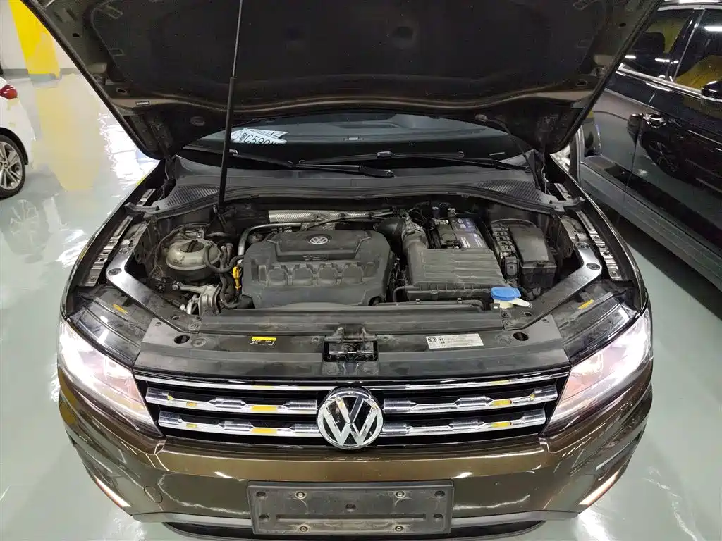 Volkswagen Tiguan L 2019 — фото 20