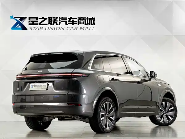 Li Auto L7 2025
