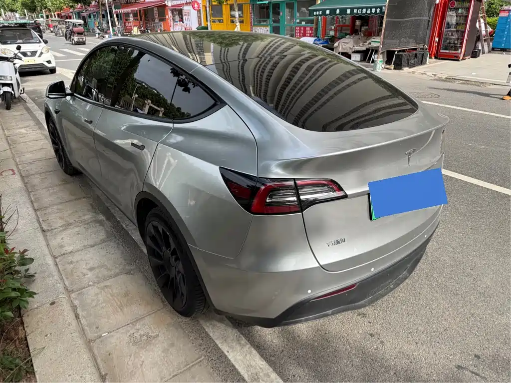 Tesla Model Y 2021 — фото 7