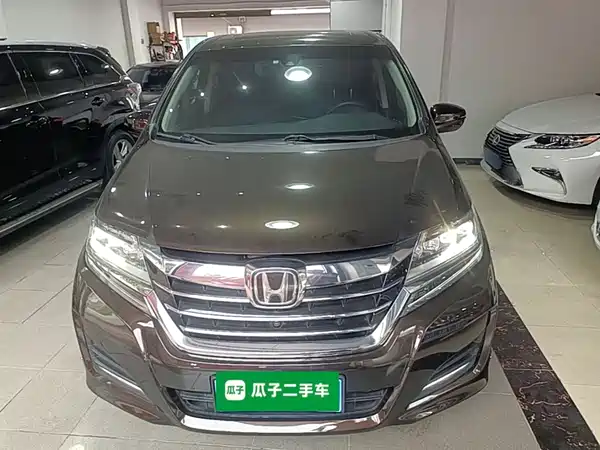 Honda Elysion 2018