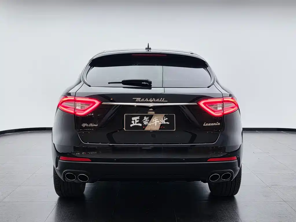 Maserati Levante 2016 — фото 37
