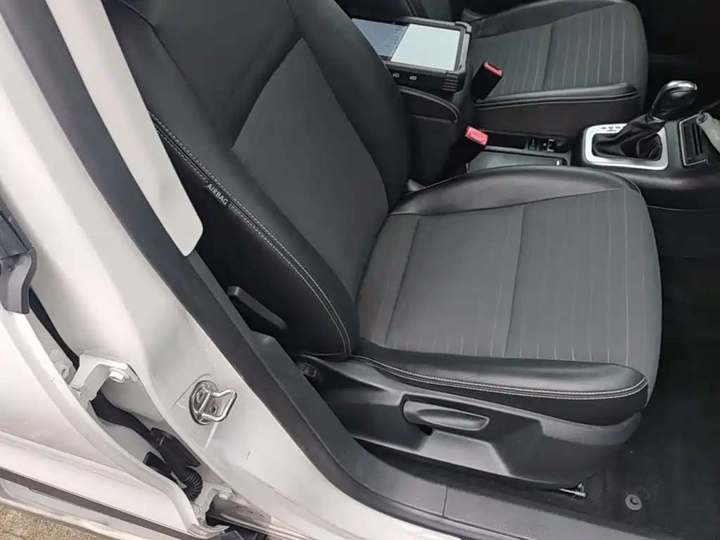 Volkswagen Tiguan 2017 — фото 25