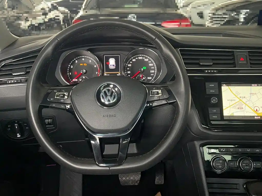 Volkswagen Tiguan L 2018 — фото 3