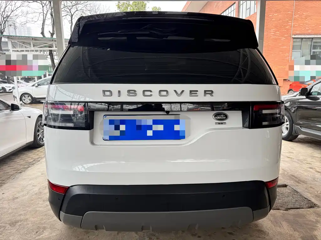 Land Rover Discovery 2018 — фото 12