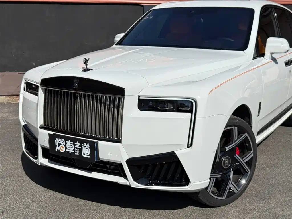 Rolls-Royce Cullinan 2025 — фото 19