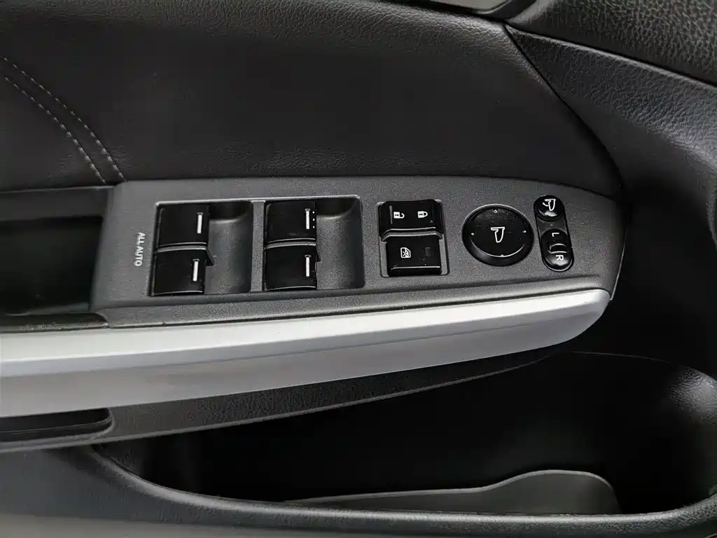 Honda Crosstour 2013 — фото 9