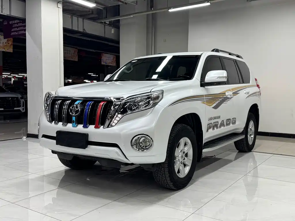 Toyota Prado 2016 — фото 1
