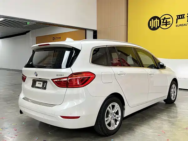 BMW 2 Series Wagon 2017