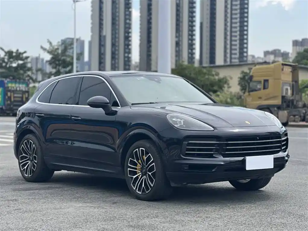Porsche Cayenne 2018 — фото 3