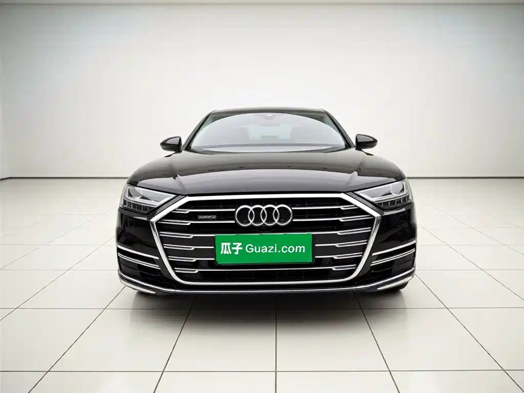 Audi A8 2019 — фото 2