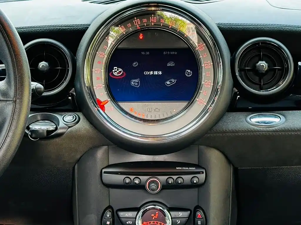MINI Coupe 2015 — фото 15