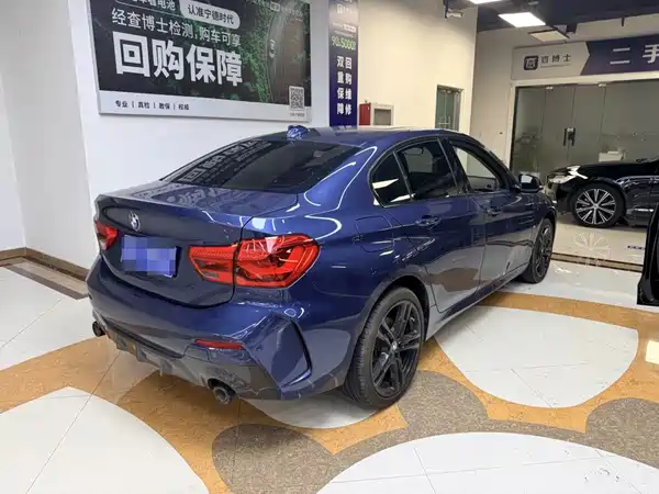 BMW 1 Series 2021