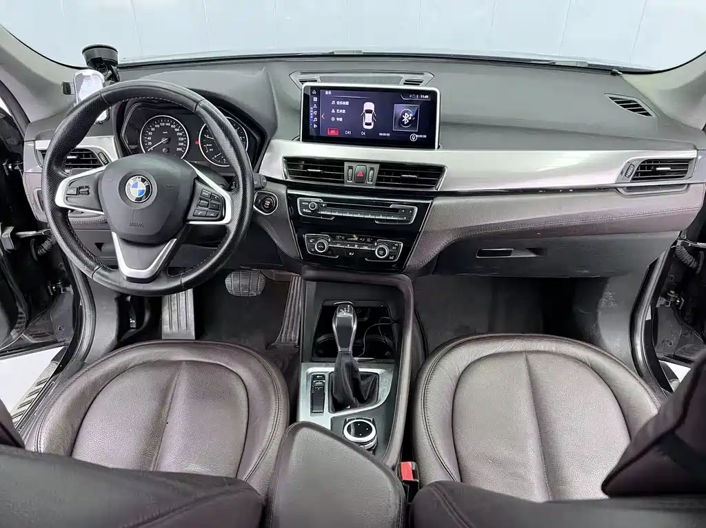 BMW X1 2016 — фото 9