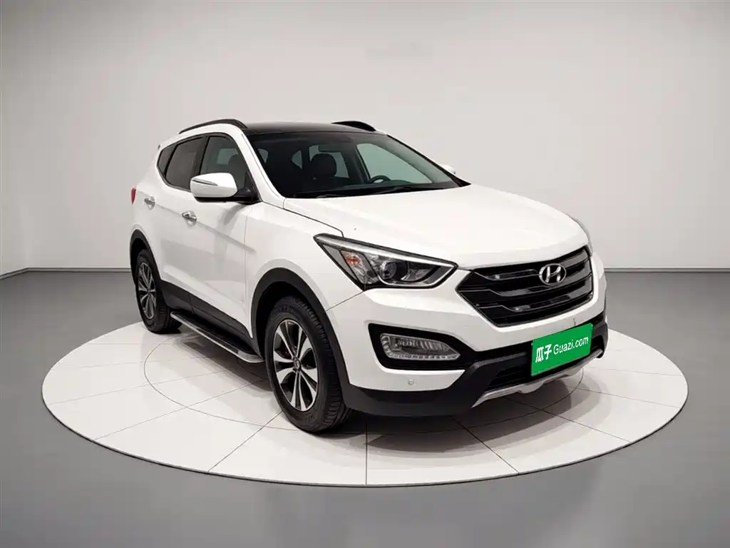 Hyundai Santa Fe 2015 — фото 3