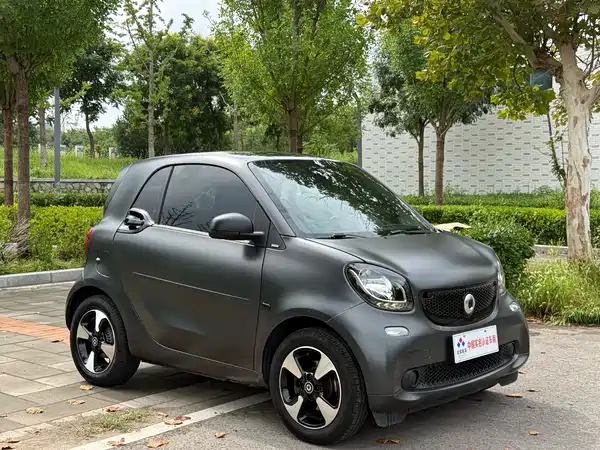 smart fortwo 2018