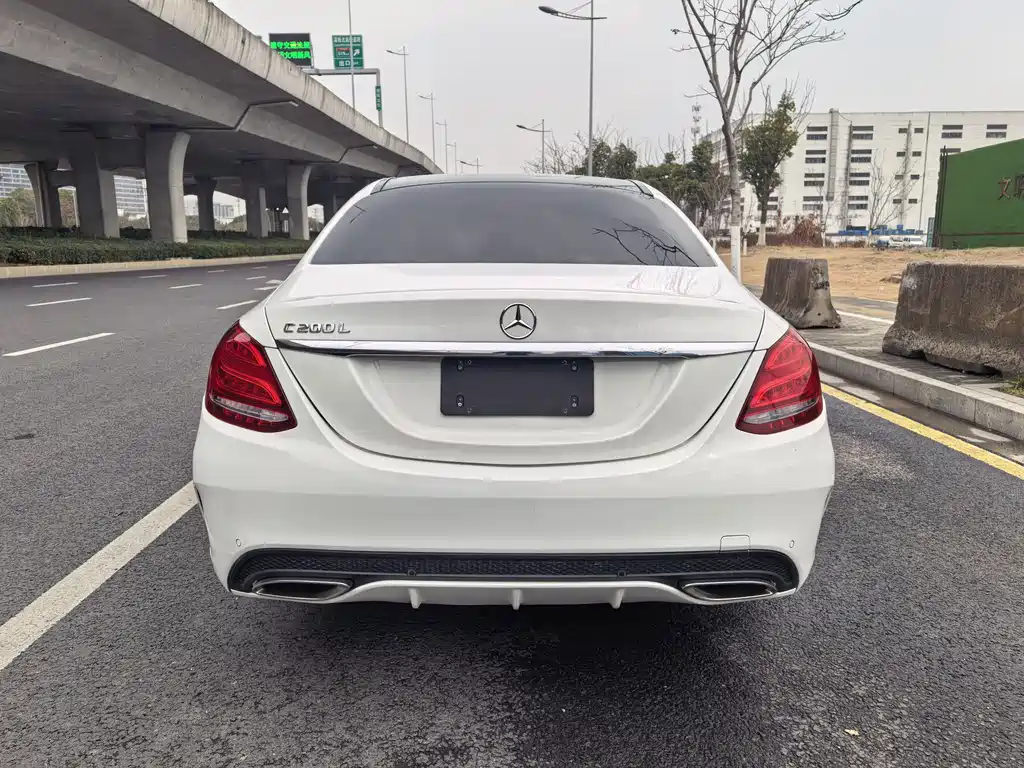 Mercedes-Benz C-Class 2017 — фото 17