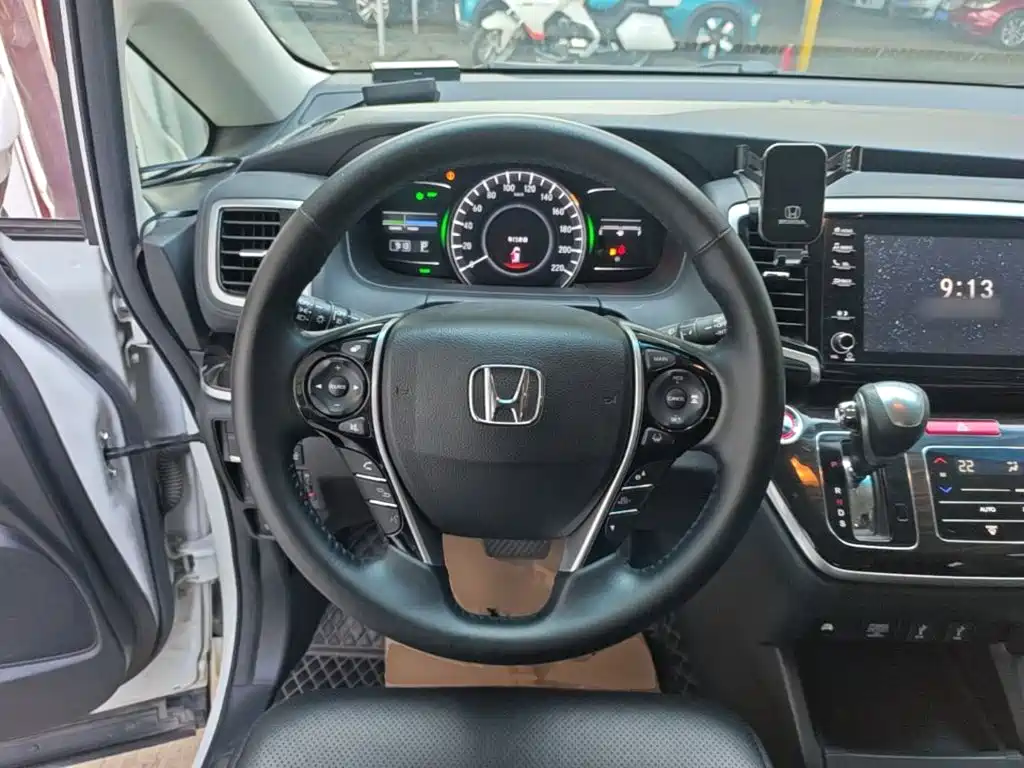 Honda Odyssey 2021 — фото 11