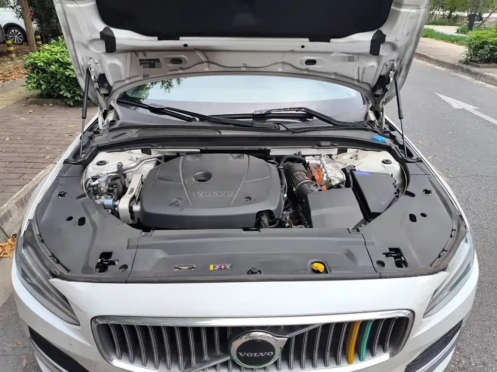 Volvo S90 PHEV 2021 — фото 16