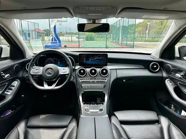 Mercedes-Benz C-Class 2020