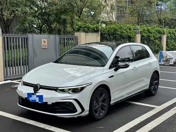 Volkswagen Golf 2022