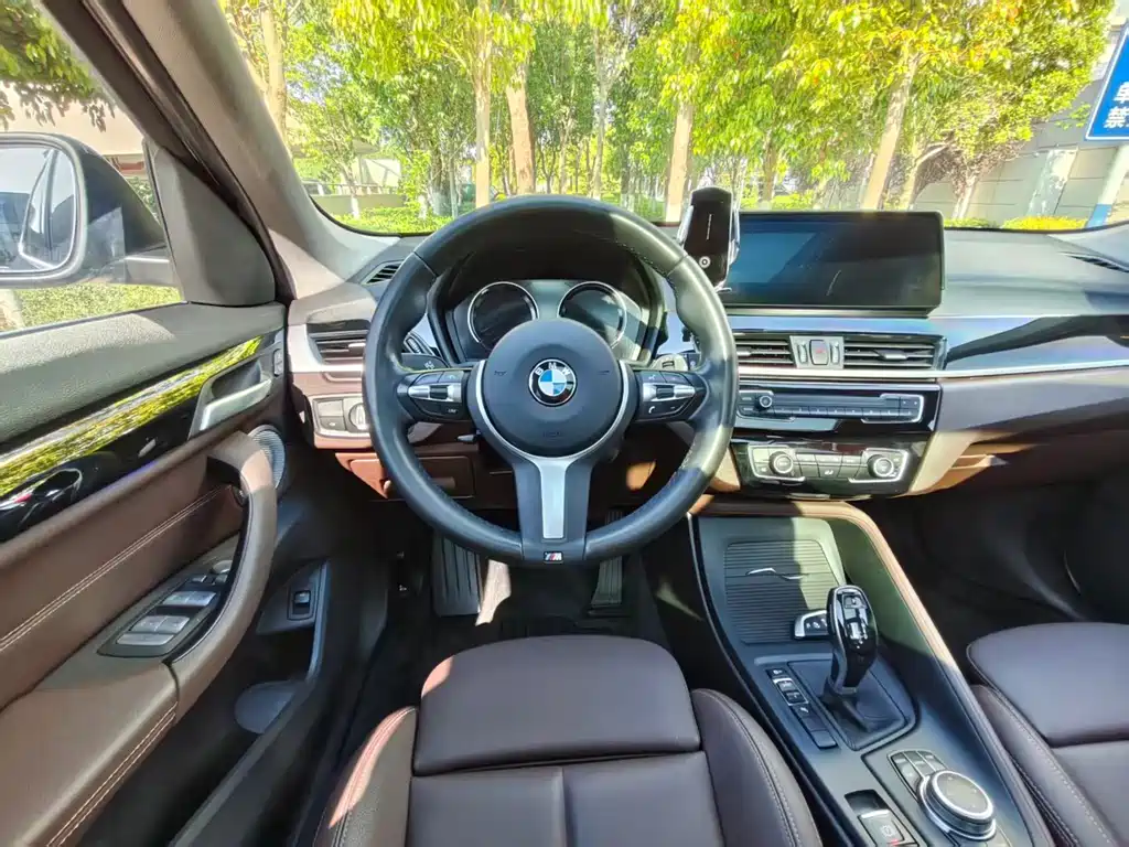 BMW X1 2022 — фото 12