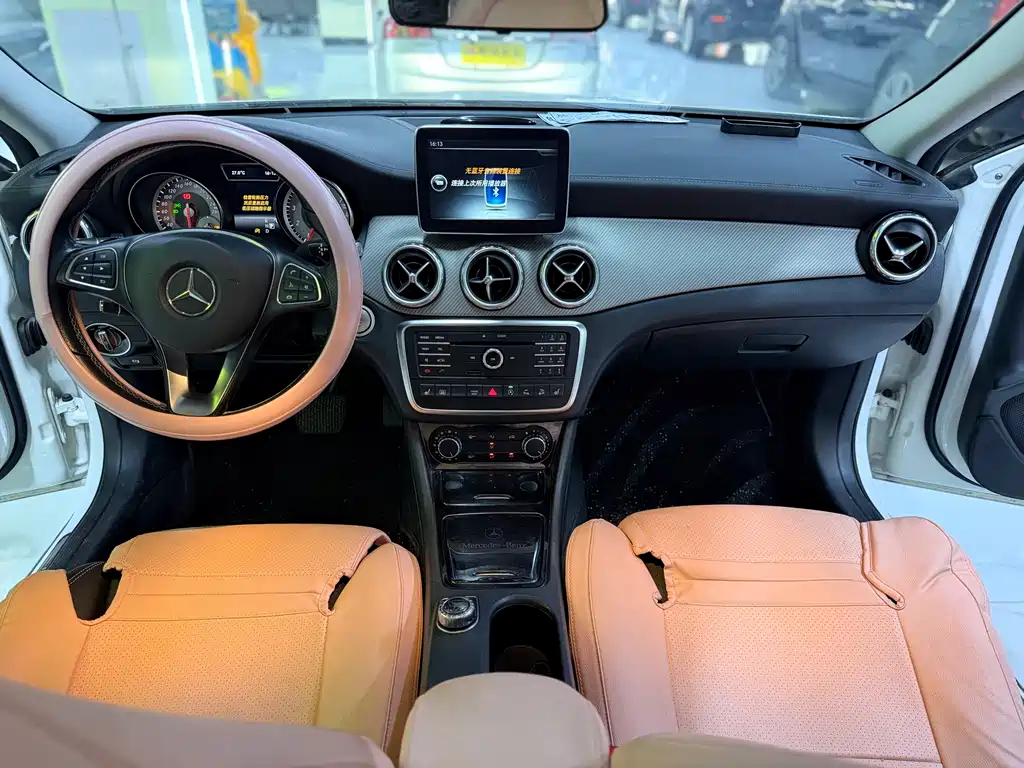 Mercedes-Benz GLA 2017 — фото 11