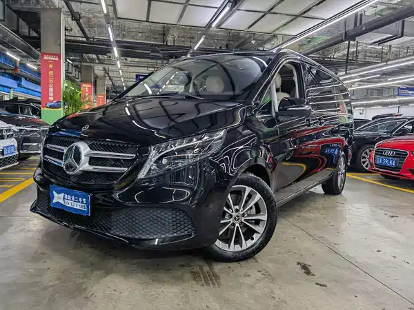 Mercedes-Benz V-Class 2024