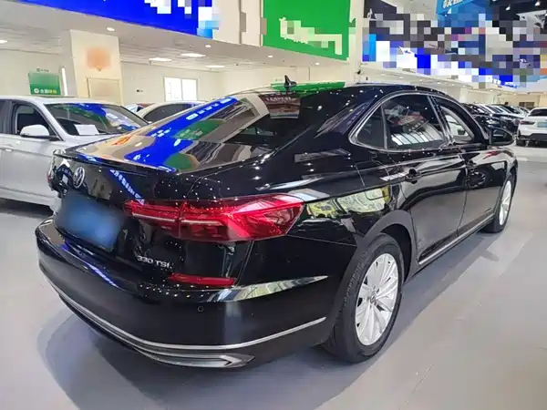 Volkswagen Passat 2021