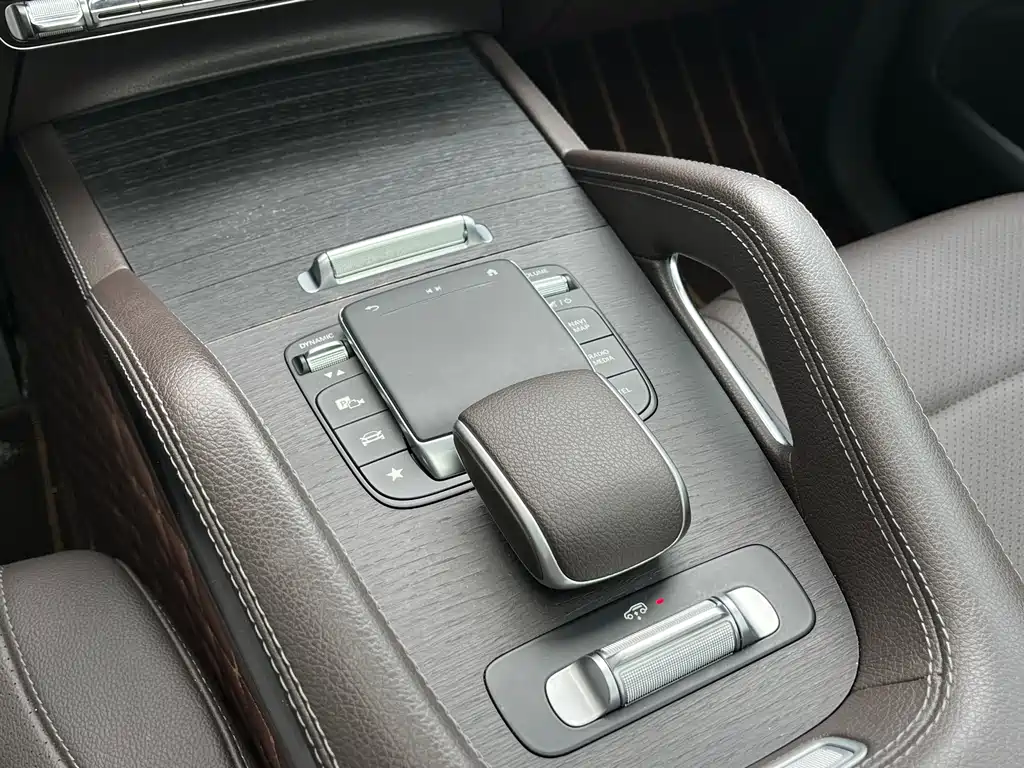Mercedes-Benz GLE 2020 — фото 14