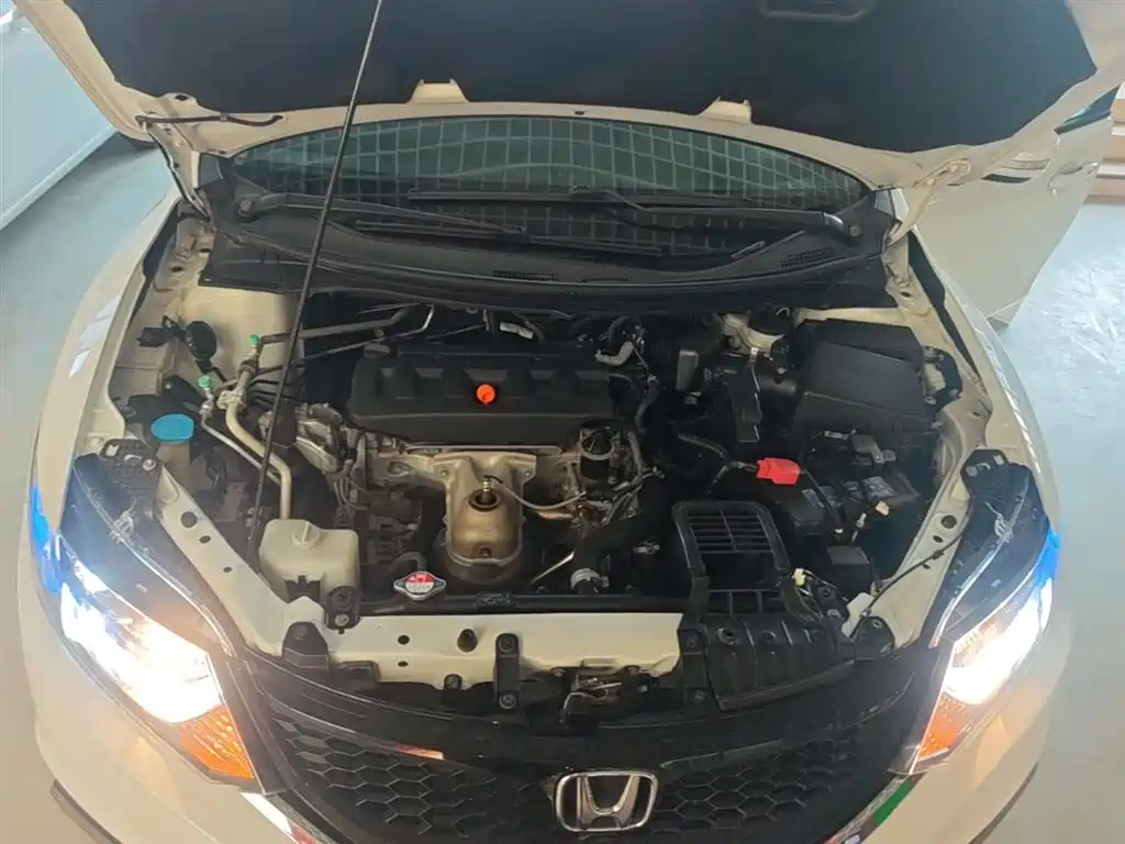 Honda Jade 2016 — фото 20