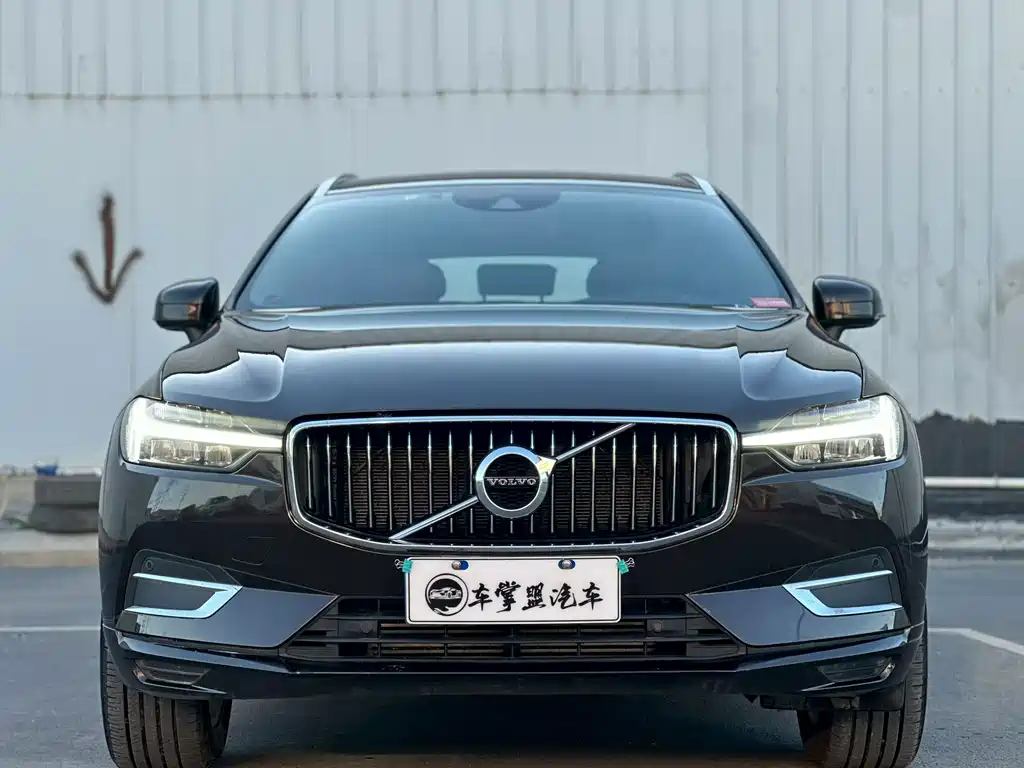 Volvo XC60 2021 — фото 2