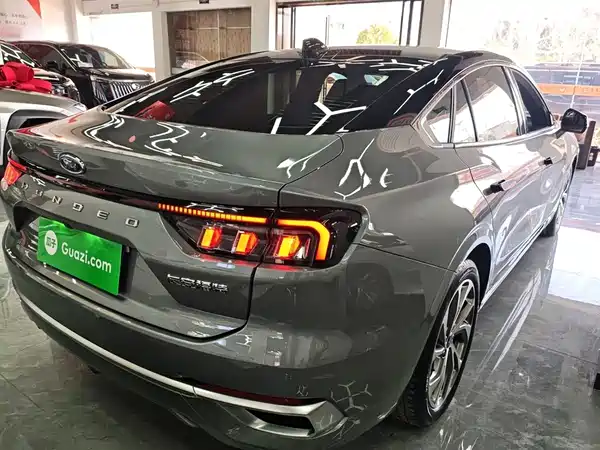 Ford Mondeo 2023